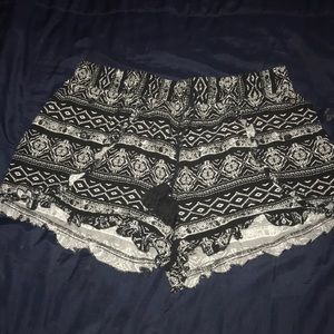 Ruffled shorts